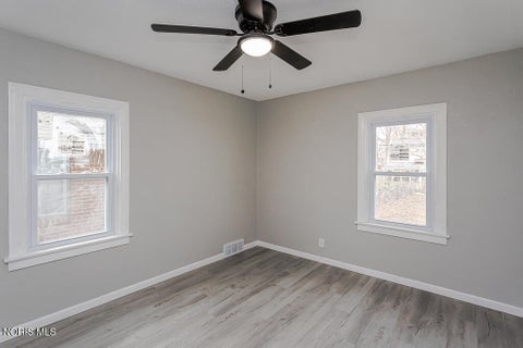 Tiny photo for 629 Cuthbert Road, Toledo, OH 43607 (MLS # 10010002)
