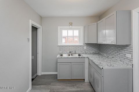 Tiny photo for 629 Cuthbert Road, Toledo, OH 43607 (MLS # 10010002)