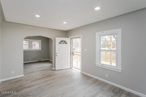 Tiny photo for 629 Cuthbert Road, Toledo, OH 43607 (MLS # 10010002)