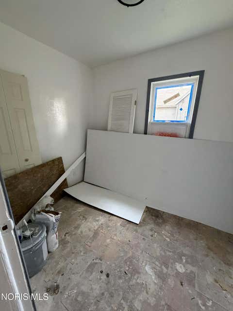 Tiny photo for 1214 Yates Street, Toledo, OH 43608 (MLS # 10011530)