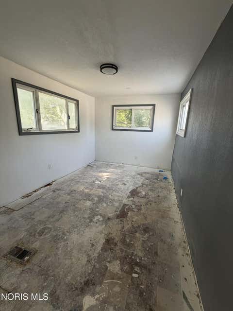 Tiny photo for 1214 Yates Street, Toledo, OH 43608 (MLS # 10011530)