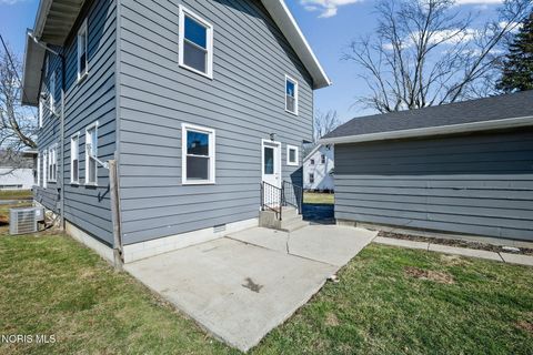 Tiny photo for 209 E Hobart Avenue, Findlay, OH 45840 (MLS # 10004491)