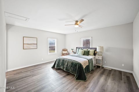 Tiny photo for 209 E Hobart Avenue, Findlay, OH 45840 (MLS # 10004491)