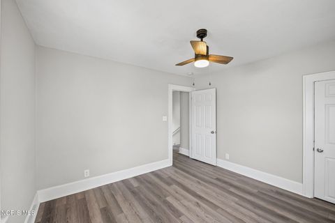 Tiny photo for 209 E Hobart Avenue, Findlay, OH 45840 (MLS # 10004491)