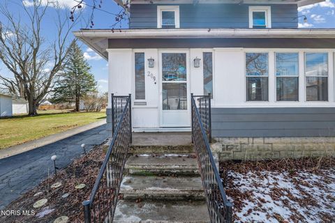 Tiny photo for 209 E Hobart Avenue, Findlay, OH 45840 (MLS # 10004491)