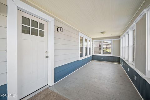 Tiny photo for 209 E Hobart Avenue, Findlay, OH 45840 (MLS # 10004491)