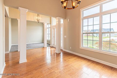 Tiny photo for 25231 John F Mccarthy Way, Perrysburg, OH 43551 (MLS # 10000410)