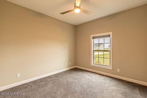 Tiny photo for 25231 John F Mccarthy Way, Perrysburg, OH 43551 (MLS # 10000410)