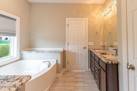 Tiny photo for 25231 John F Mccarthy Way, Perrysburg, OH 43551 (MLS # 10000410)
