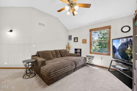 Tiny photo for 3716 Hampstead Drive, Sylvania, OH 43560 (MLS # 10010562)