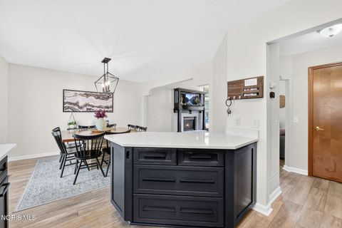 Tiny photo for 3716 Hampstead Drive, Sylvania, OH 43560 (MLS # 10010562)