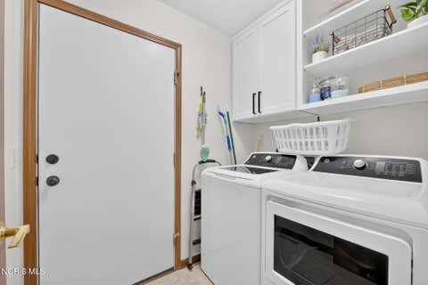 Tiny photo for 3716 Hampstead Drive, Sylvania, OH 43560 (MLS # 10010562)