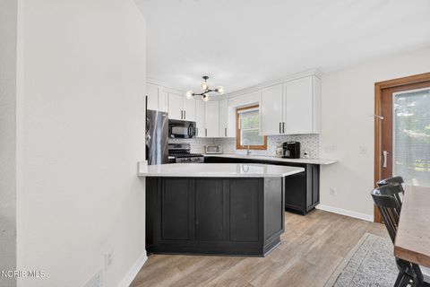 Tiny photo for 3716 Hampstead Drive, Sylvania, OH 43560 (MLS # 10010562)