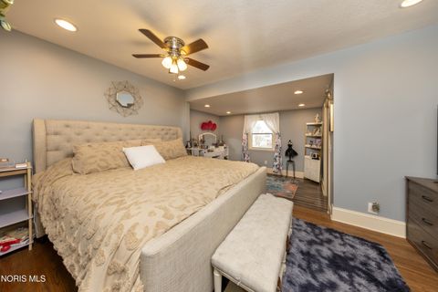 Tiny photo for 313 2nd Street, Findlay, OH 45840 (MLS # 10005110)