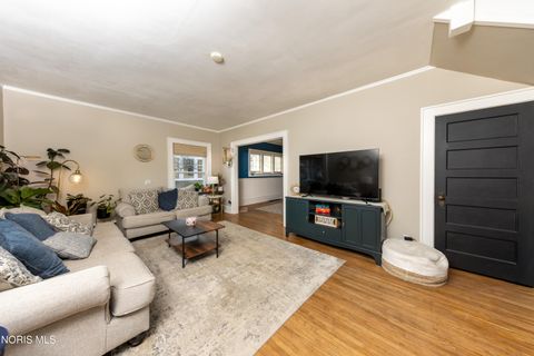 Tiny photo for 313 2nd Street, Findlay, OH 45840 (MLS # 10005110)