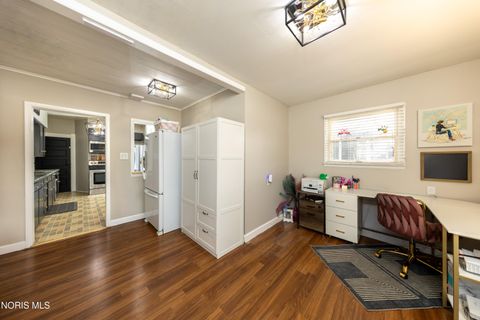 Tiny photo for 313 2nd Street, Findlay, OH 45840 (MLS # 10005110)