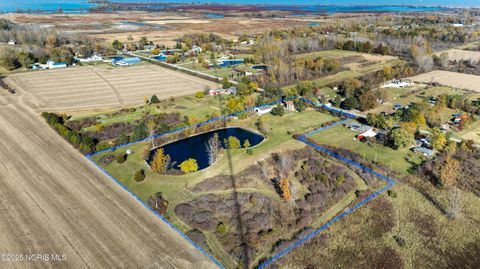 Tiny photo for 1031 N Cousino Road, Oregon, OH 43616 (MLS # 10000905)