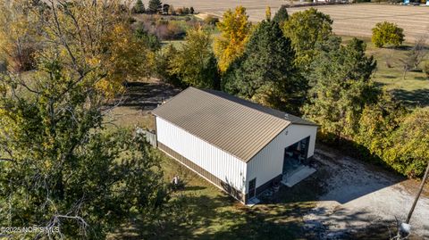 Tiny photo for 1031 N Cousino Road, Oregon, OH 43616 (MLS # 10000905)