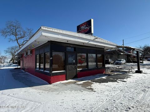 Photo of 4820 N Summit Street, Toledo, OH 43611 (MLS # 10006094)