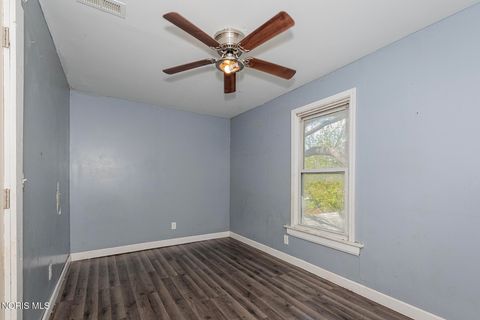 Tiny photo for 3923 Burnham Avenue, Toledo, OH 43612 (MLS # 10007620)