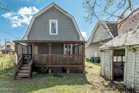 Tiny photo for 3923 Burnham Avenue, Toledo, OH 43612 (MLS # 10007620)