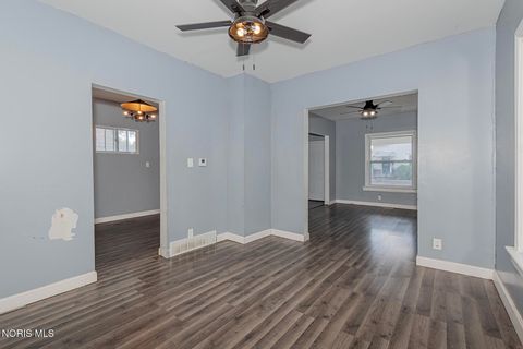 Tiny photo for 3923 Burnham Avenue, Toledo, OH 43612 (MLS # 10007620)