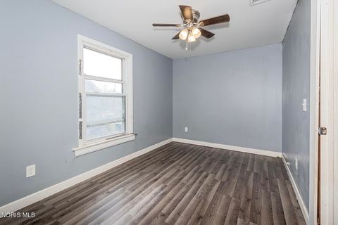 Tiny photo for 3923 Burnham Avenue, Toledo, OH 43612 (MLS # 10007620)