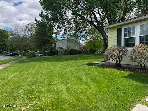 Tiny photo for 1920 Northwyck Drive, Toledo, OH 43611 (MLS # 10007740)
