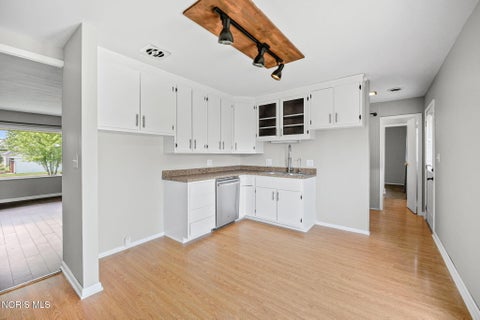 Tiny photo for 712 Charles Avenue, Findlay, OH 45840 (MLS # 10009039)