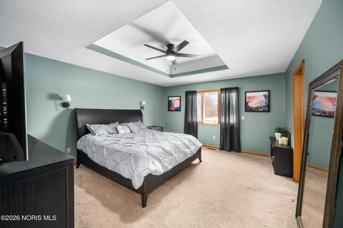 Tiny photo for 1301 Oaktree Court, Oregon, OH 43616 (MLS # 10003788)