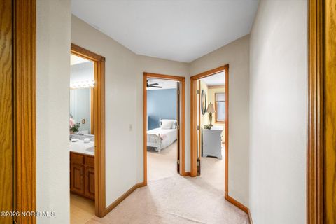 Tiny photo for 1301 Oaktree Court, Oregon, OH 43616 (MLS # 10003788)