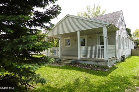 Tiny photo for 5229 Pageland Drive, Toledo, OH 43611 (MLS # 10007525)
