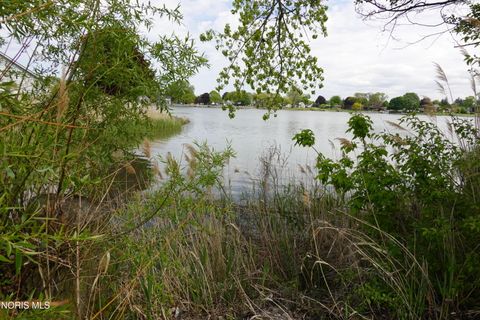 Tiny photo for 5229 Pageland Drive, Toledo, OH 43611 (MLS # 10007525)