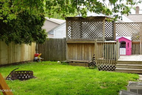 Tiny photo for 5229 Pageland Drive, Toledo, OH 43611 (MLS # 10007525)