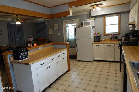Tiny photo for 5229 Pageland Drive, Toledo, OH 43611 (MLS # 10007525)