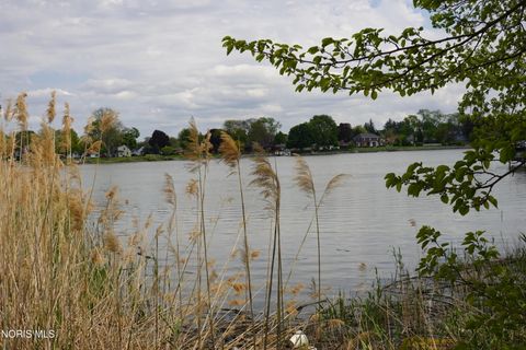 Tiny photo for 5229 Pageland Drive, Toledo, OH 43611 (MLS # 10007525)