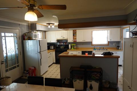 Tiny photo for 5229 Pageland Drive, Toledo, OH 43611 (MLS # 10007525)