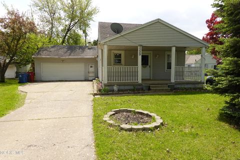Tiny photo for 5229 Pageland Drive, Toledo, OH 43611 (MLS # 10007525)