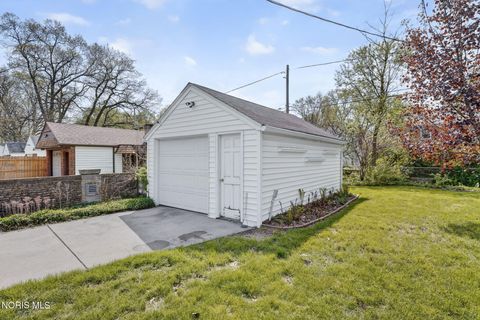 Tiny photo for 4147 Garrison Road, Toledo, OH 43613 (MLS # 10006946)