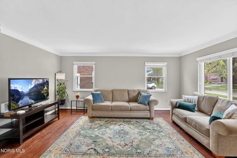 Tiny photo for 4147 Garrison Road, Toledo, OH 43613 (MLS # 10006946)
