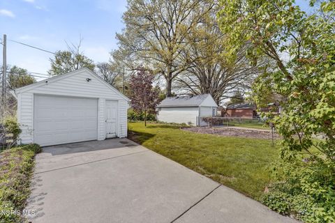 Tiny photo for 4147 Garrison Road, Toledo, OH 43613 (MLS # 10006946)