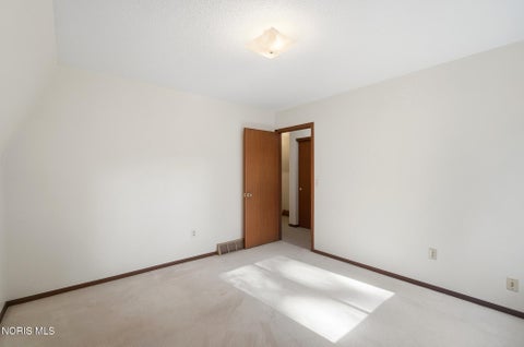 Tiny photo for 2938 King Road, Toledo, OH 43617 (MLS # 10010189)