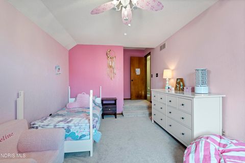 Tiny photo for 1801 Eaglecrest Road, Perrysburg, OH 43551 (MLS # 10004352)