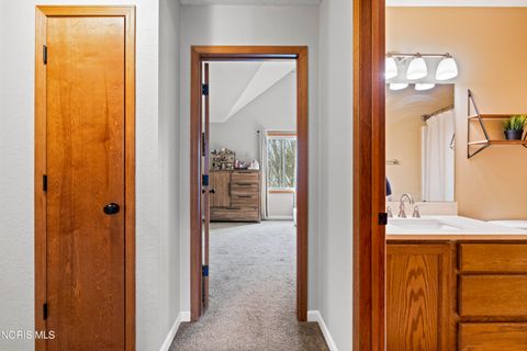 Tiny photo for 1801 Eaglecrest Road, Perrysburg, OH 43551 (MLS # 10004352)