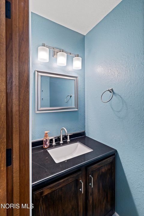 Tiny photo for 1801 Eaglecrest Road, Perrysburg, OH 43551 (MLS # 10004352)