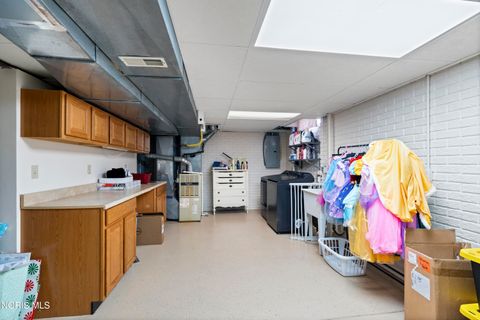 Tiny photo for 1801 Eaglecrest Road, Perrysburg, OH 43551 (MLS # 10004352)