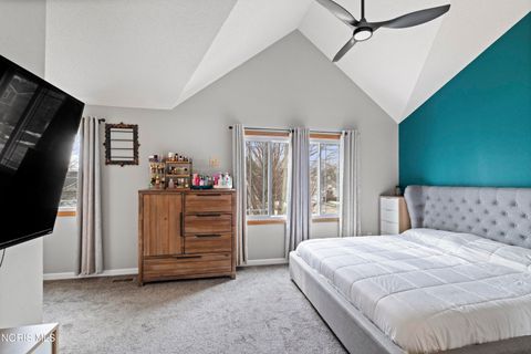 Tiny photo for 1801 Eaglecrest Road, Perrysburg, OH 43551 (MLS # 10004352)