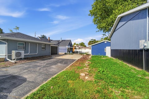 Tiny photo for 1331 S Blanchard Street, Findlay, OH 45840 (MLS # 10014825)
