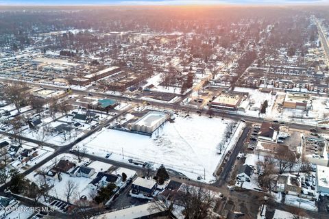 Tiny photo for 5720 Secor Road, Toledo, OH 43623 (MLS # 10004001)