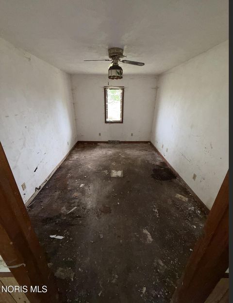 Tiny photo for 13210 Perry Road, Grand Rapids, OH 43522 (MLS # 10008455)